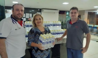 Vereador Ney Bulla faz doação de 50 litros de álcool 70% ao hospital Municipal  de Itaporã