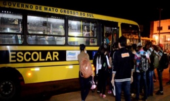 Itaporã: Universitários que usam transporte escolar tem que portar carteira de vacinação contra COVID-19