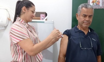 Itaporã está ministrando as primeiras doses de vacina contra Covid 19 Bivalente