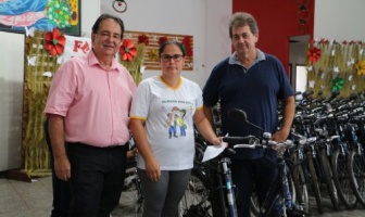Agentes de Saúde e Endemias recebem Bicicletas Elétrica em Itaporã