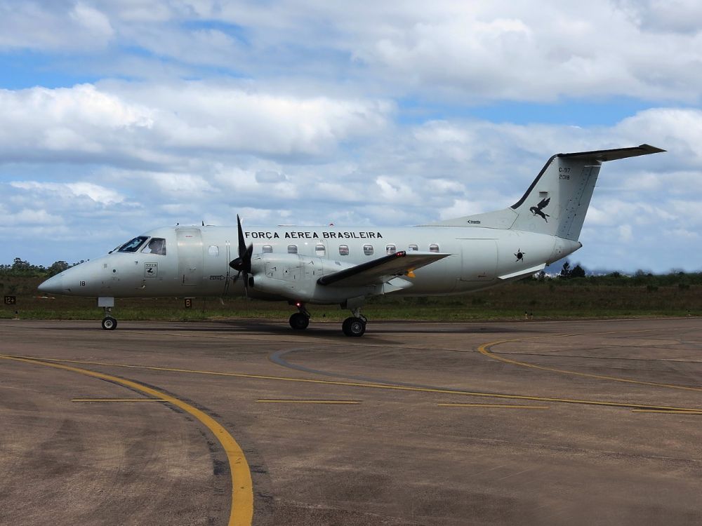 Avião da FAB transporta paciente de Itaporã que poderá receber transplante em São Paulo