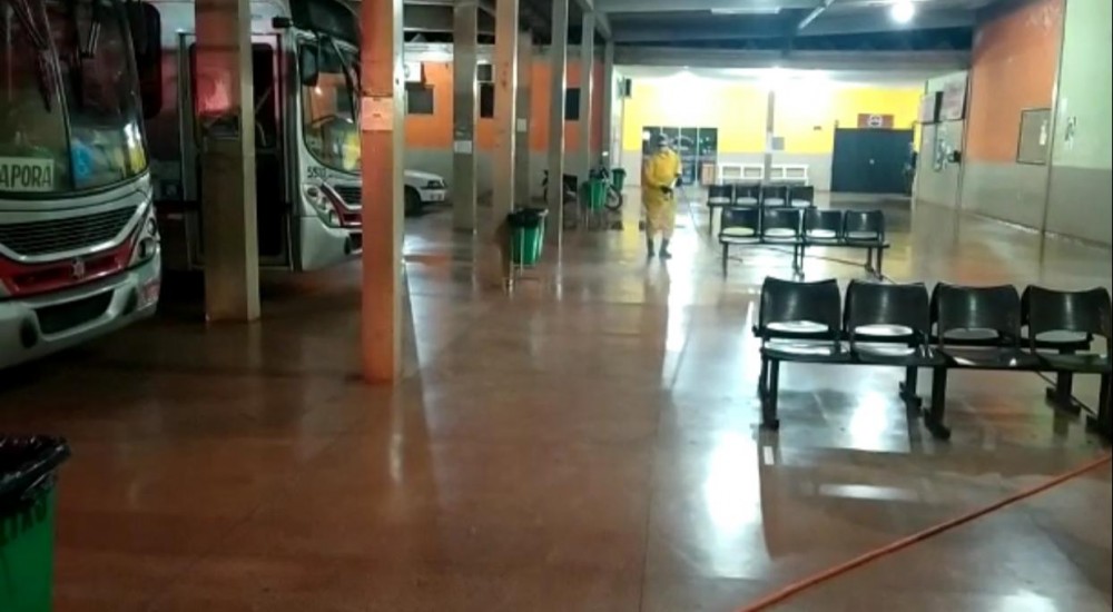 Corpo de Bombeiros realiza sanitização em Itaporã e auxiliará na fiscalização do toque de recolher