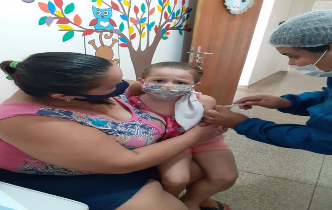 Itaporã inicia campanha de vacinação contra gripe para crianças de 6 meses e menores de 6 anos