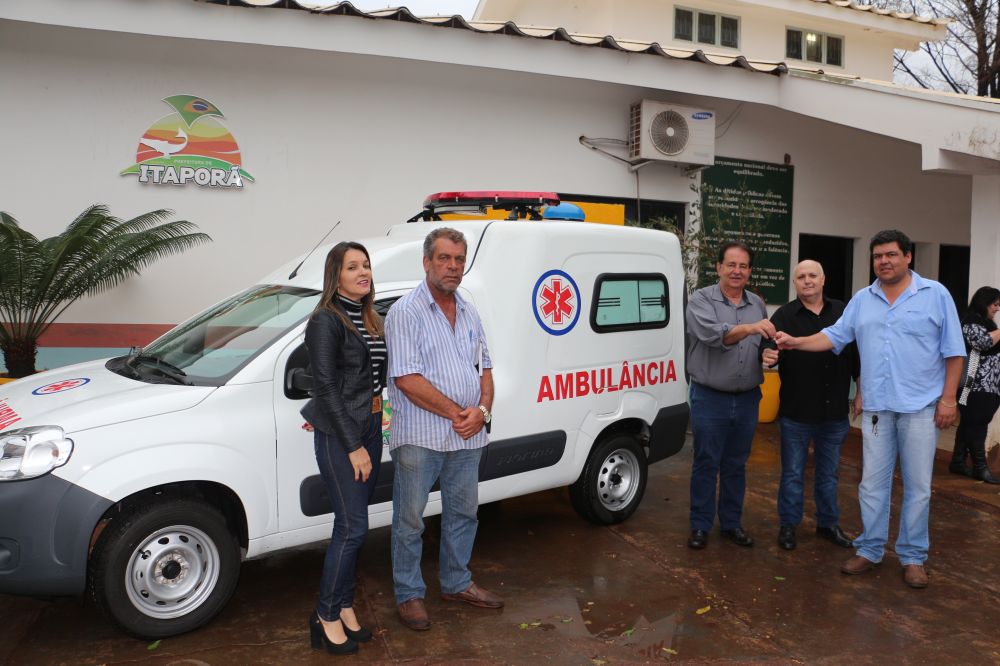 Prefeitura de Itaporã adquire nova ambulância para hospital municipal
