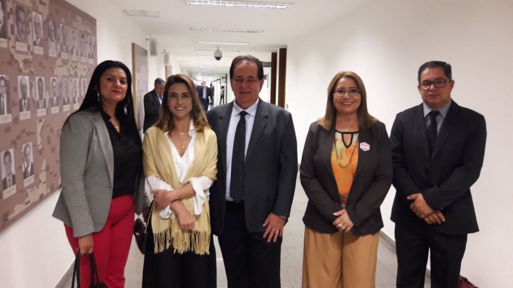 Prefeito municipal cumpre agenda em Brasília e visita gabinete da senadora Soraya Thronick